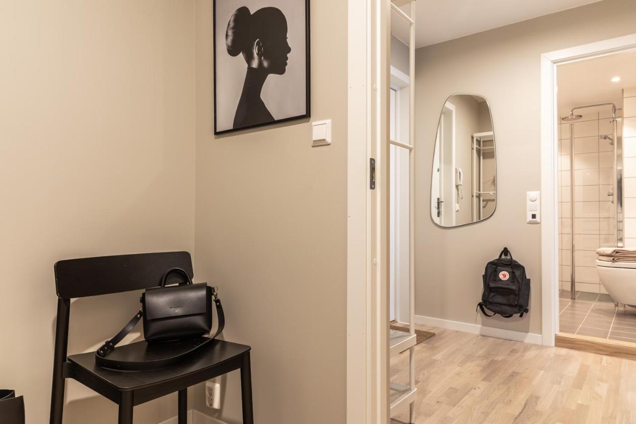 Scandinavian Apartment With 2 Bedrooms And Terrasse - Close To Storo Storsenter And All Public Transport Oslo Esterno foto
