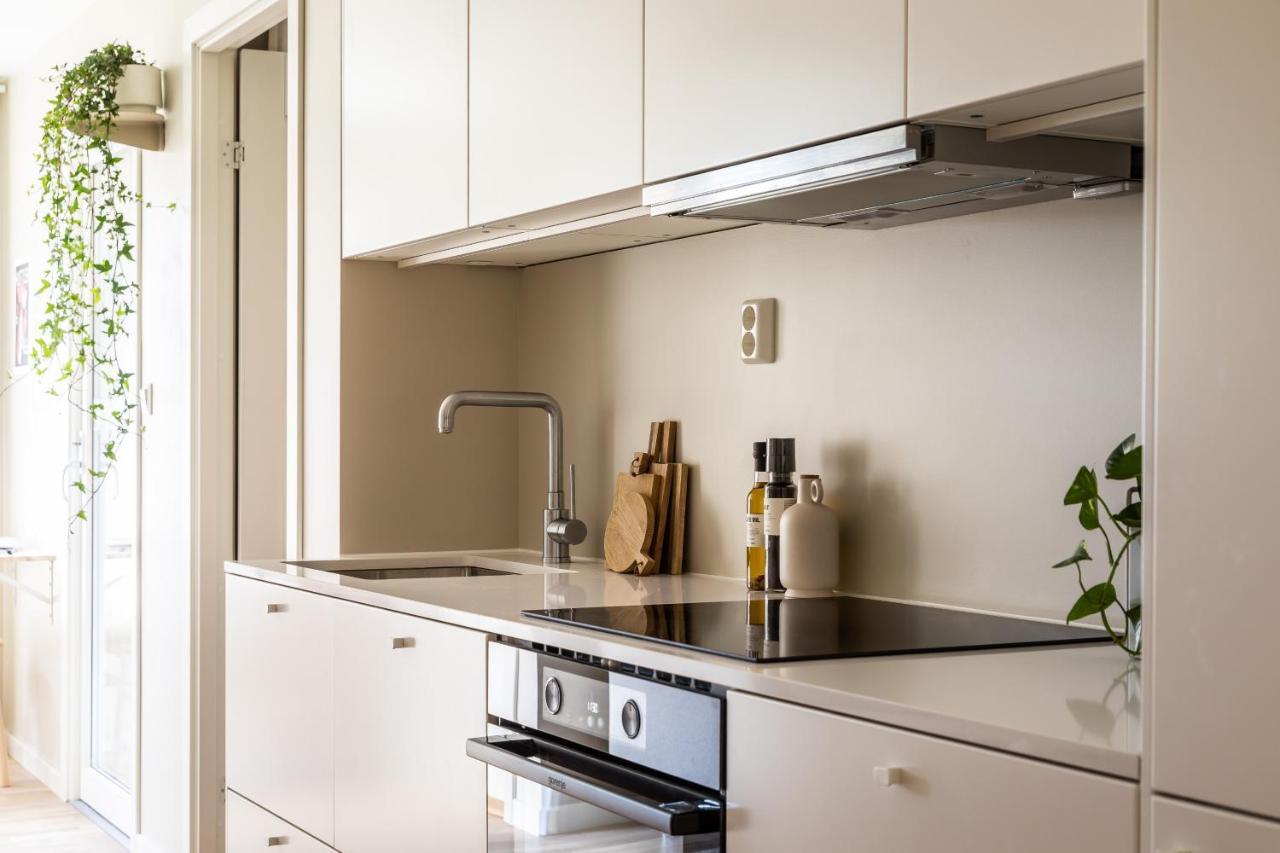 Scandinavian Apartment With 2 Bedrooms And Terrasse - Close To Storo Storsenter And All Public Transport Oslo Esterno foto