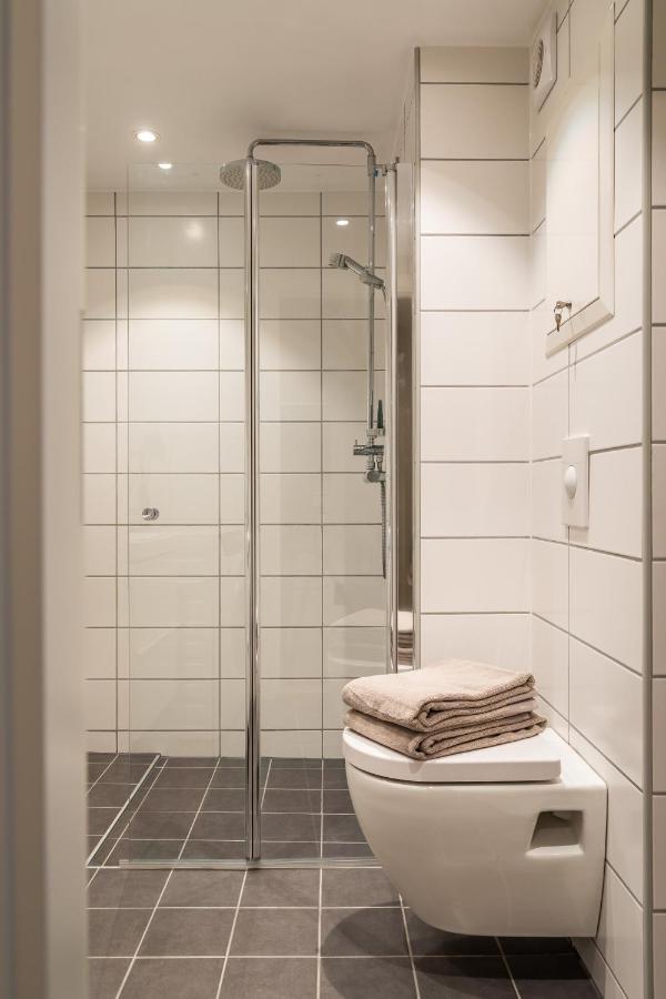 Scandinavian Apartment With 2 Bedrooms And Terrasse - Close To Storo Storsenter And All Public Transport Oslo Esterno foto