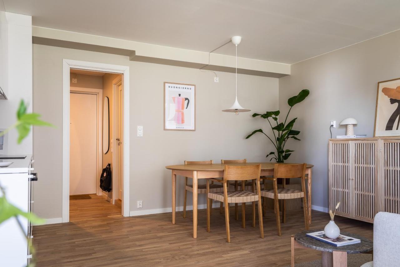 Scandinavian Apartment With 2 Bedrooms And Terrasse - Close To Storo Storsenter And All Public Transport Oslo Esterno foto