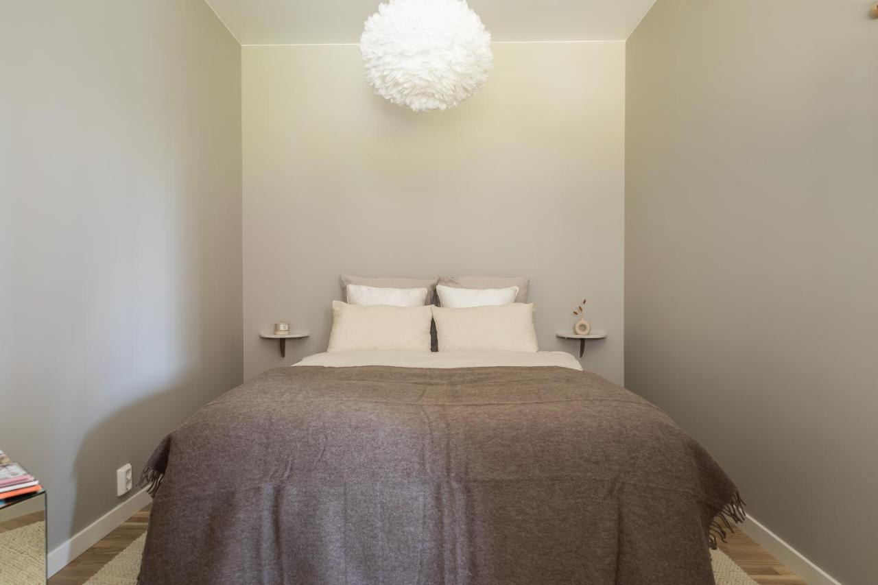 Scandinavian Apartment With 2 Bedrooms And Terrasse - Close To Storo Storsenter And All Public Transport Oslo Esterno foto